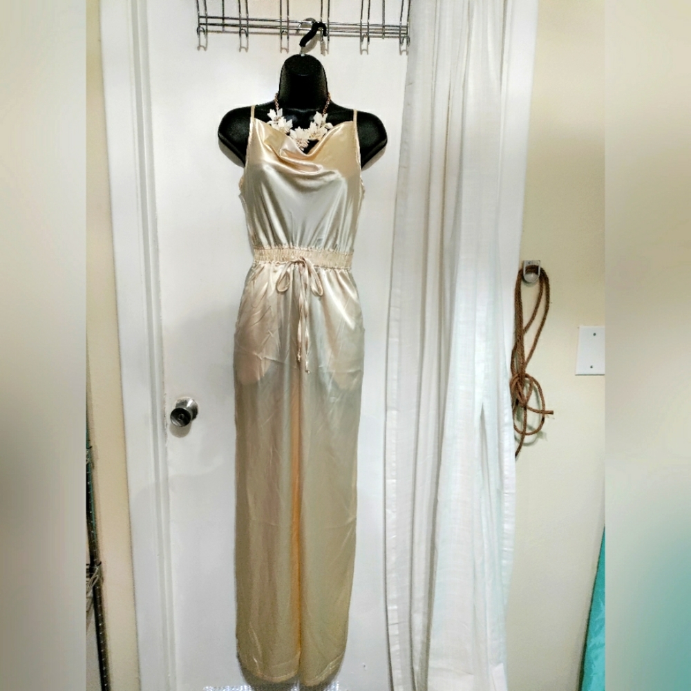 Satin jumpsuit   M &  L
